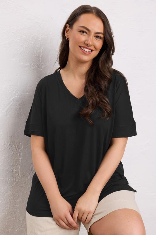 Evans EVANS 2 PACK Curve Black V-Neck Modal Rich T-Shirts
