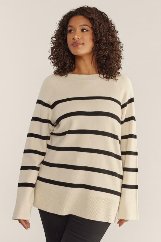 Evans EVANS Curve Ivory White & Black Striped Knitted Jumper