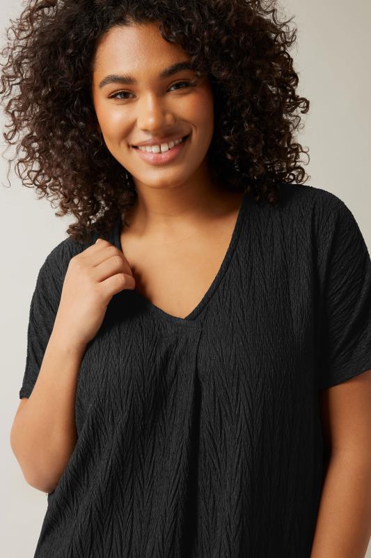 Evans EVANS Curve Black Plisse Pleat Front Top