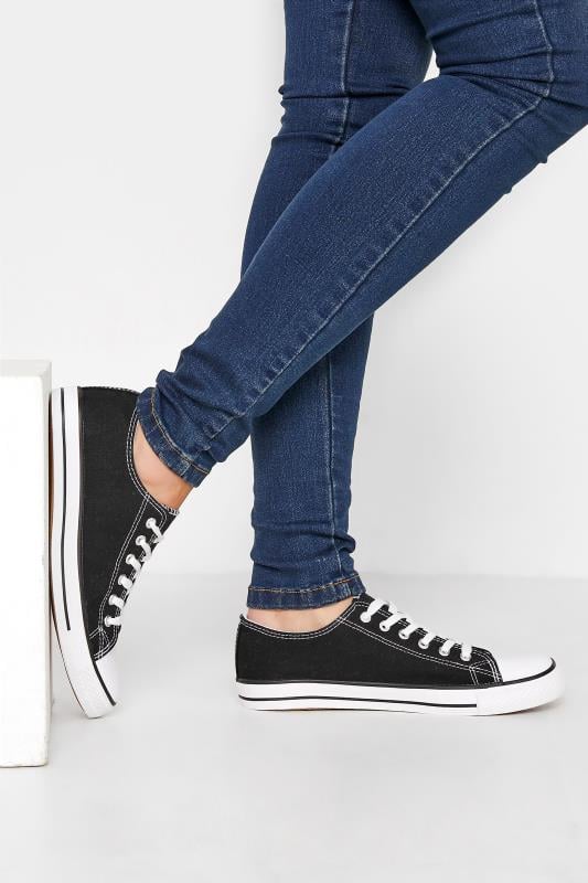 evans LTS Black Canvas Low Trainers In Standard Fit