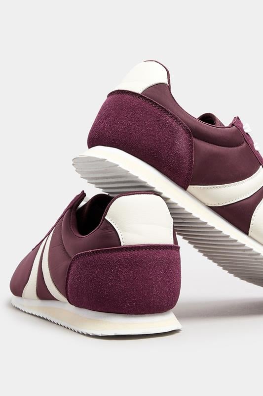 Evans LTS Burgundy Red Runner Contrast Stripe Trainers In Standard Fit