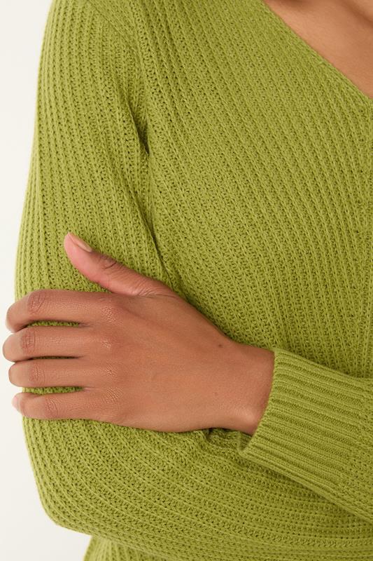 Evans M&Co Fern Green V-Neck Long Sleeve Knitted Jumper