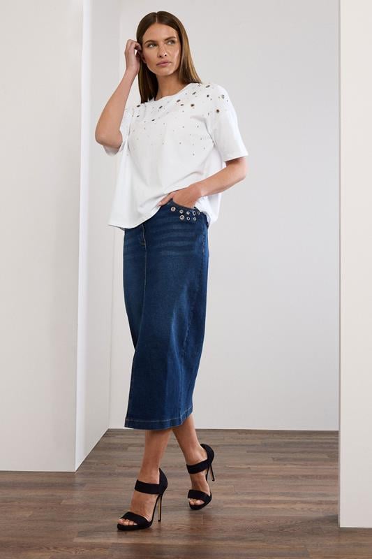 Evans STAR White Eyelet Detail Short Sleeve T-Shirt
