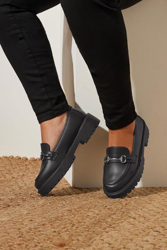 Evans Yours Black Metal Trim Detail Loafers In Wide E & Extra Wide EEE Fit