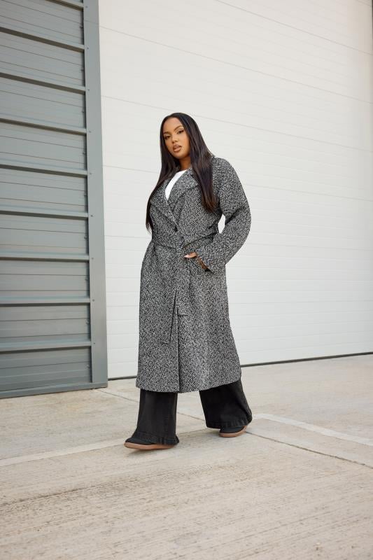 evans YOURS Curve Black Woven Herringbone Belted Maxi Coat