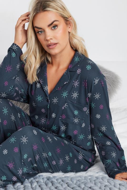 Evans YOURS Curve Navy Blue Snowflake Heart Print Soft Touch Pyjama Set