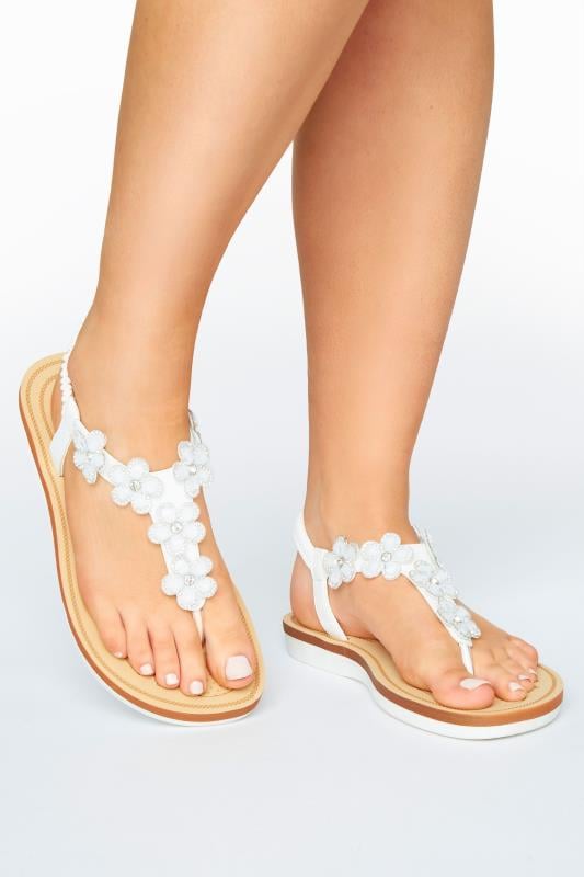 evans Yours White PU Diamante Flower Sandals In Wide E Fit & Extra Wide EEE Fit